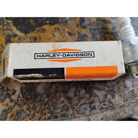 NOS Vintage OEM Harley Davidson Scrambler #5 Spark Plug 82807-58 Original Part - Picture 5 of 11